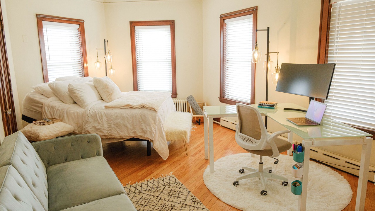 Photo of Bedroom in Highland Park