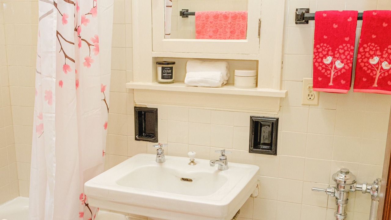 Photo of Bathroom in Highland Park