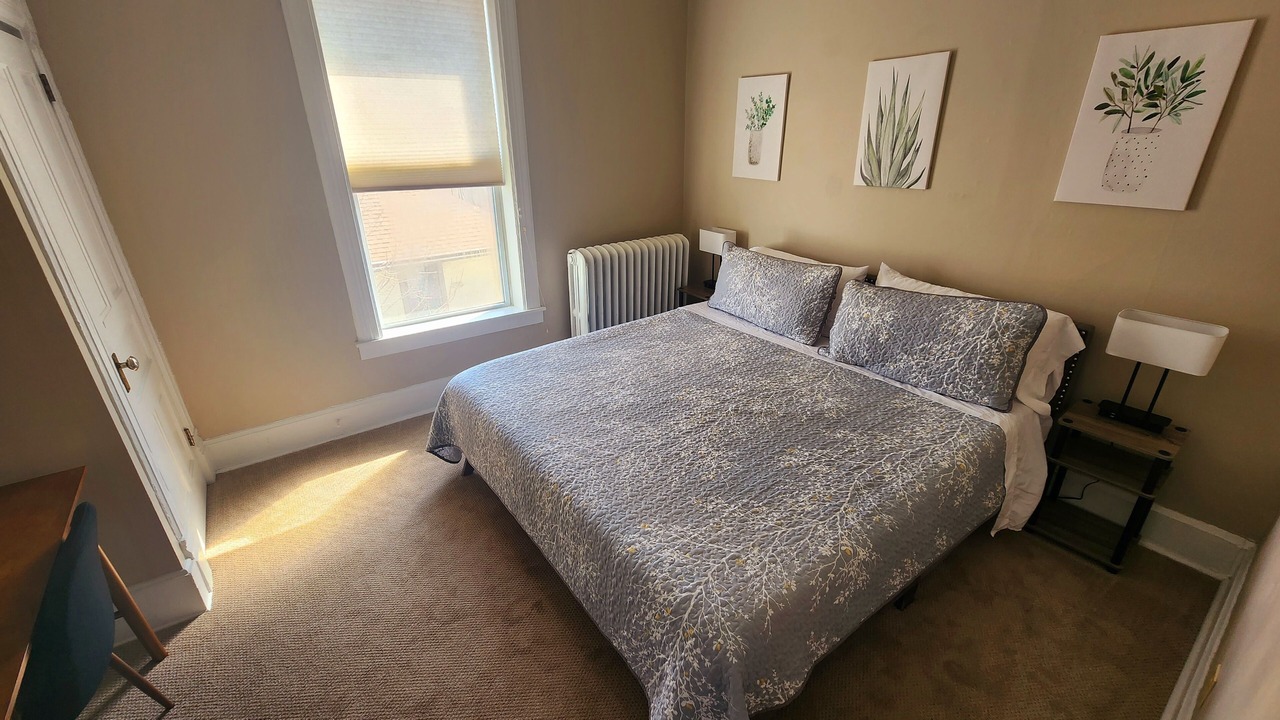 Photo of Bedroom in Oak Park