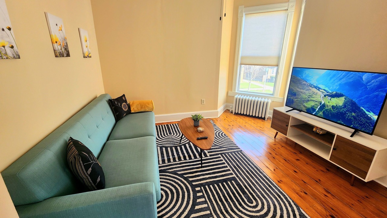 Photo of Livingroom in Oak Park