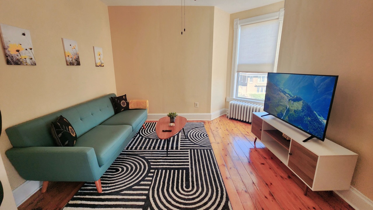 Photo of Livingroom in Oak Park