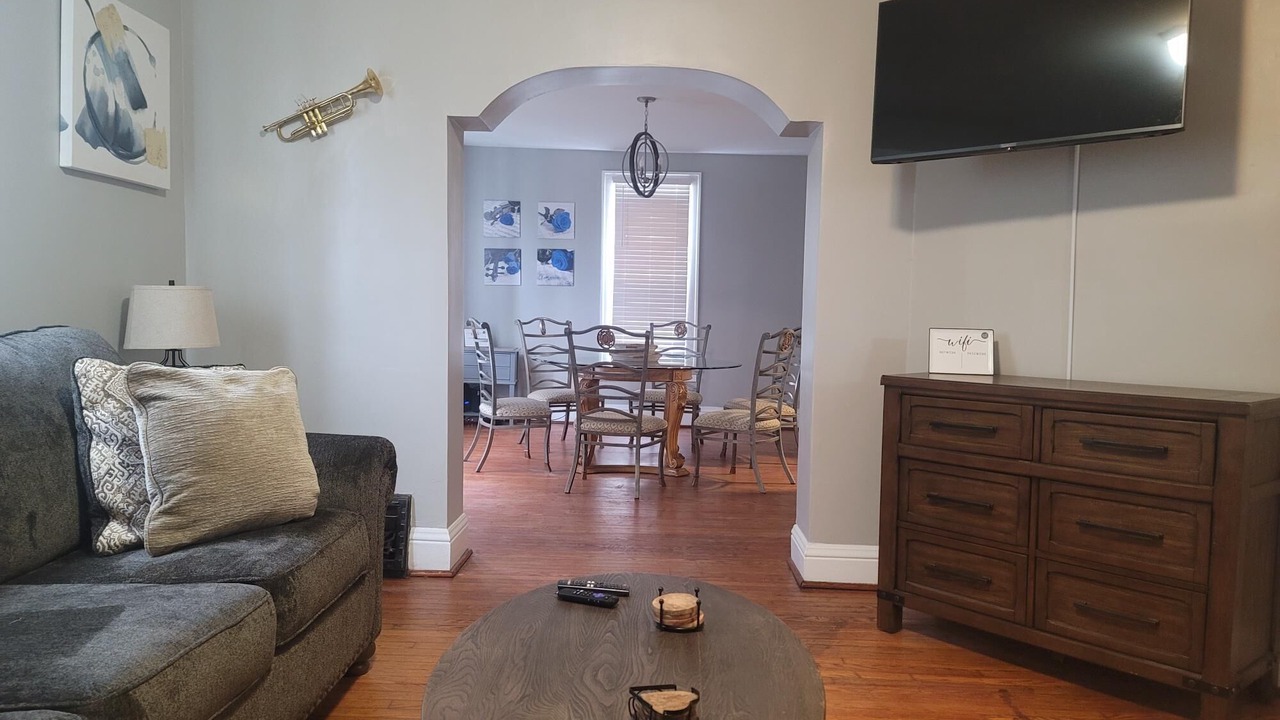 Photo of Livingroom in East St. Louis