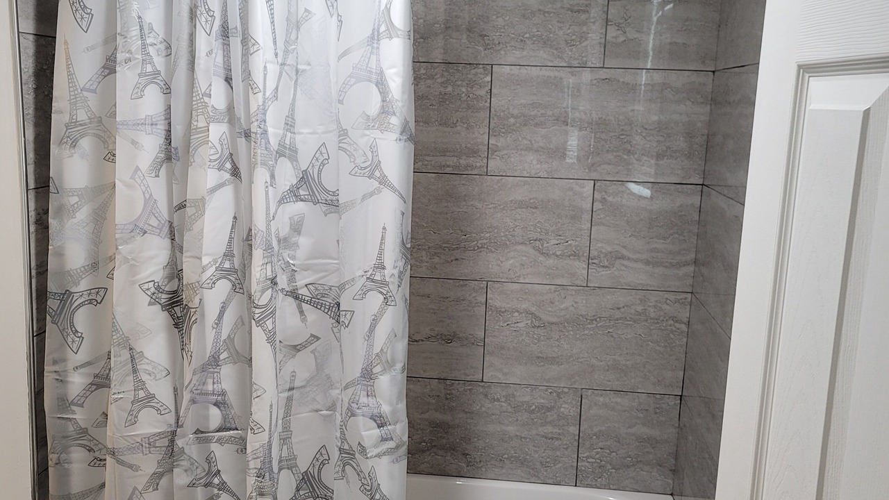 Photo of Bathroom in East St. Louis