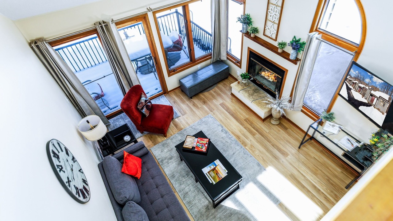 Photo of Livingroom in The Galena Territory