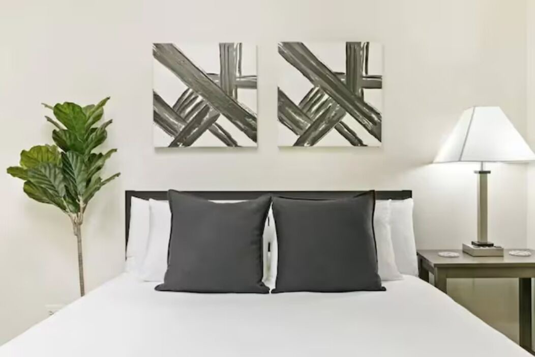 Photo of Bedroom in Highland Park