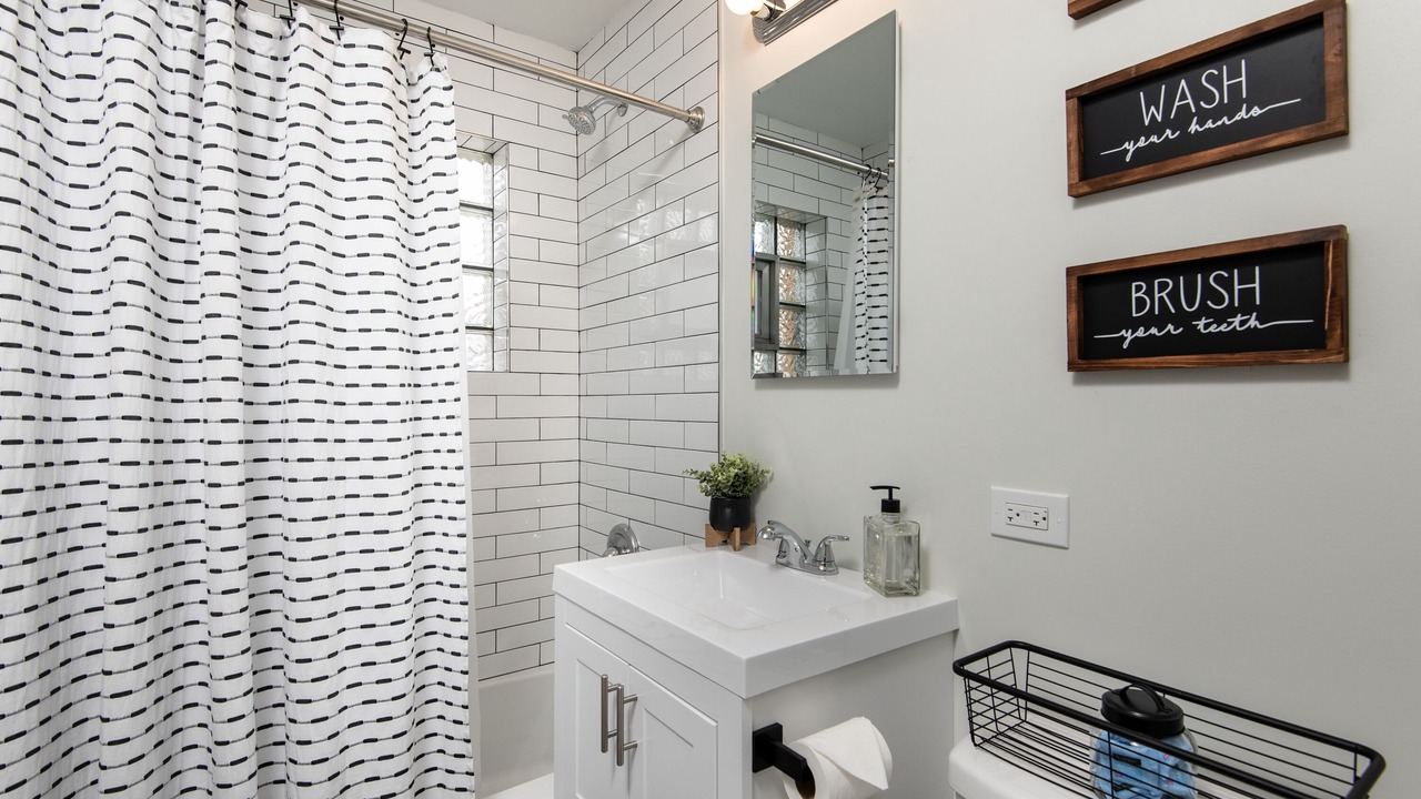 Photo of Bathroom in Burbank