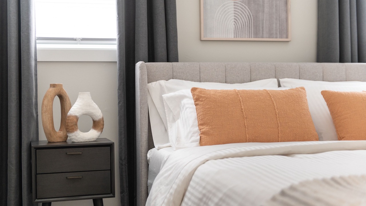 Photo of Bedroom in Burbank