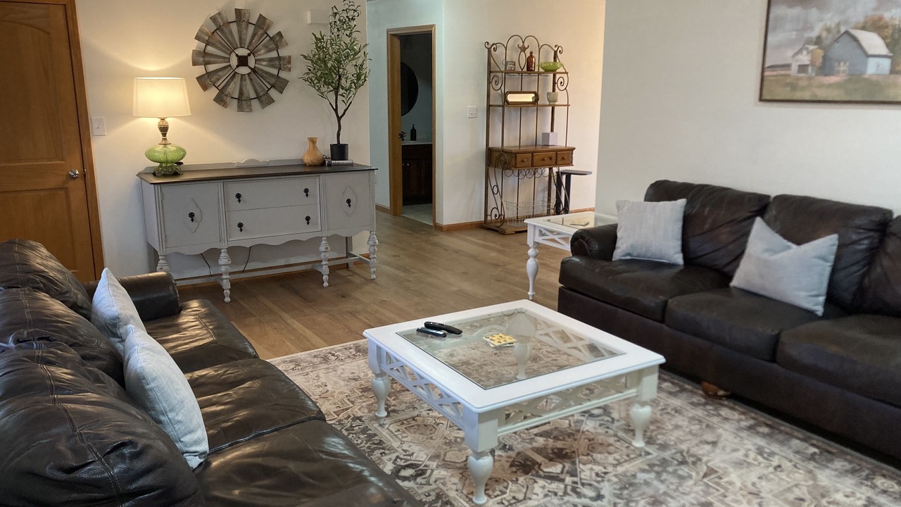 Photo of Livingroom in St. Clair County