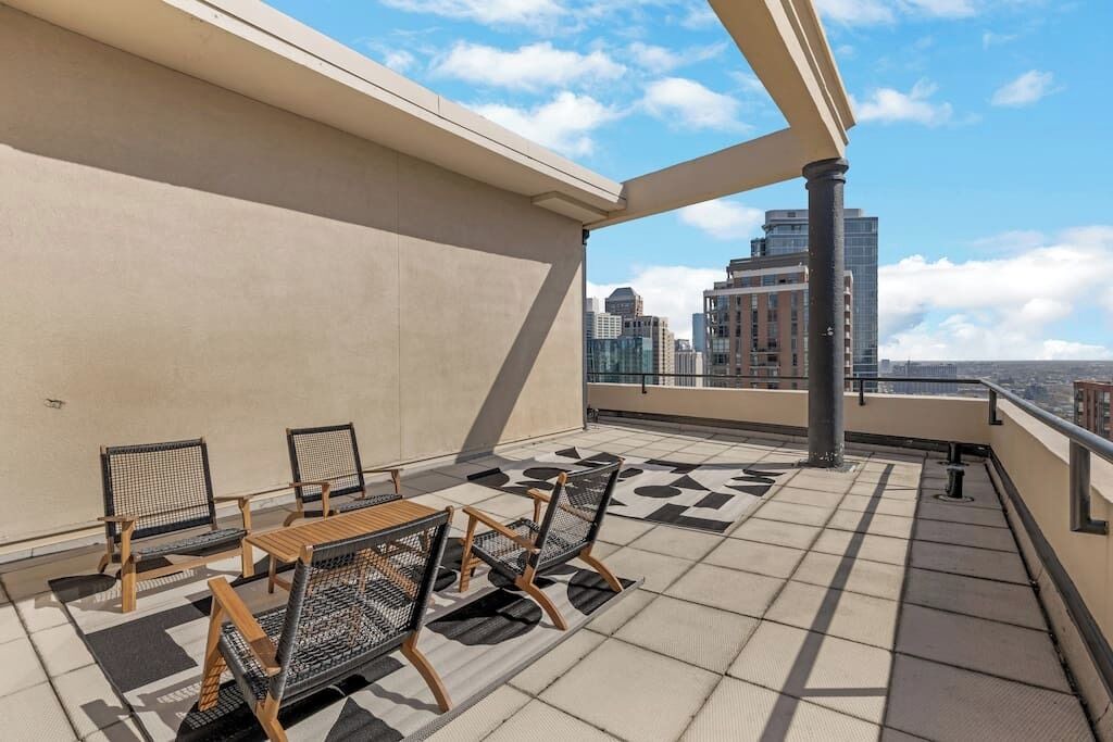 Photo of Patio Balcony in The Loop