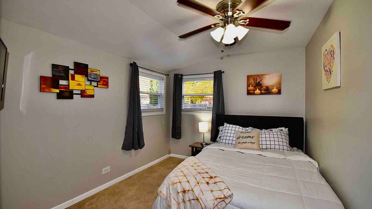 Photo of Bedroom in Carpentersville
