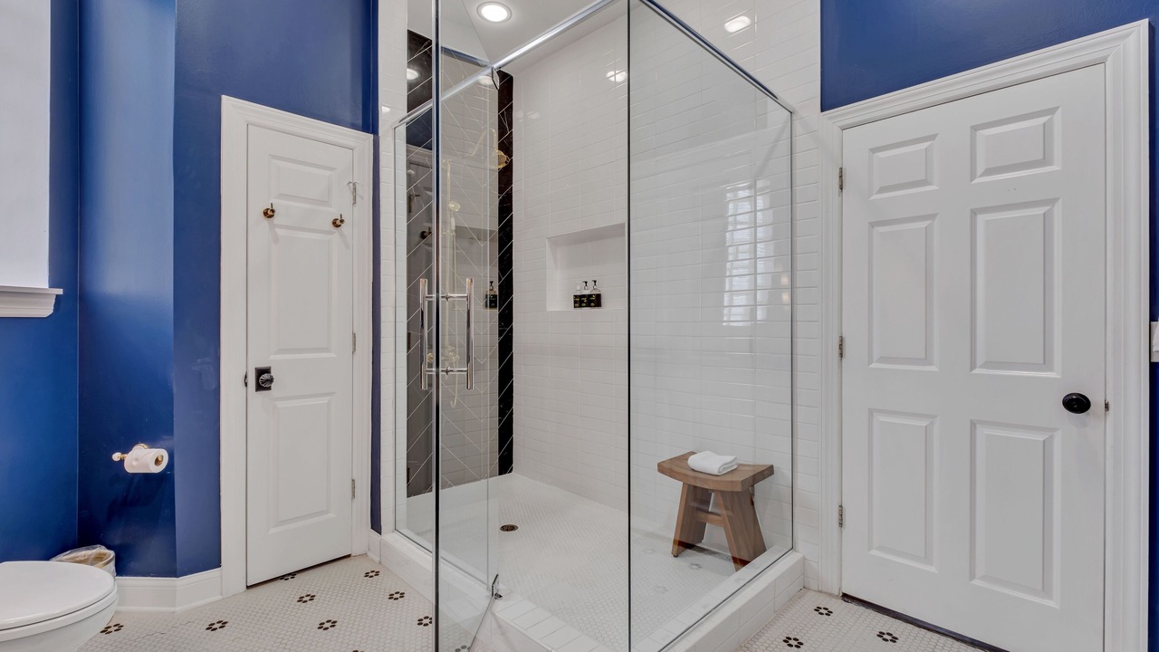 Photo of Bathroom in West Town