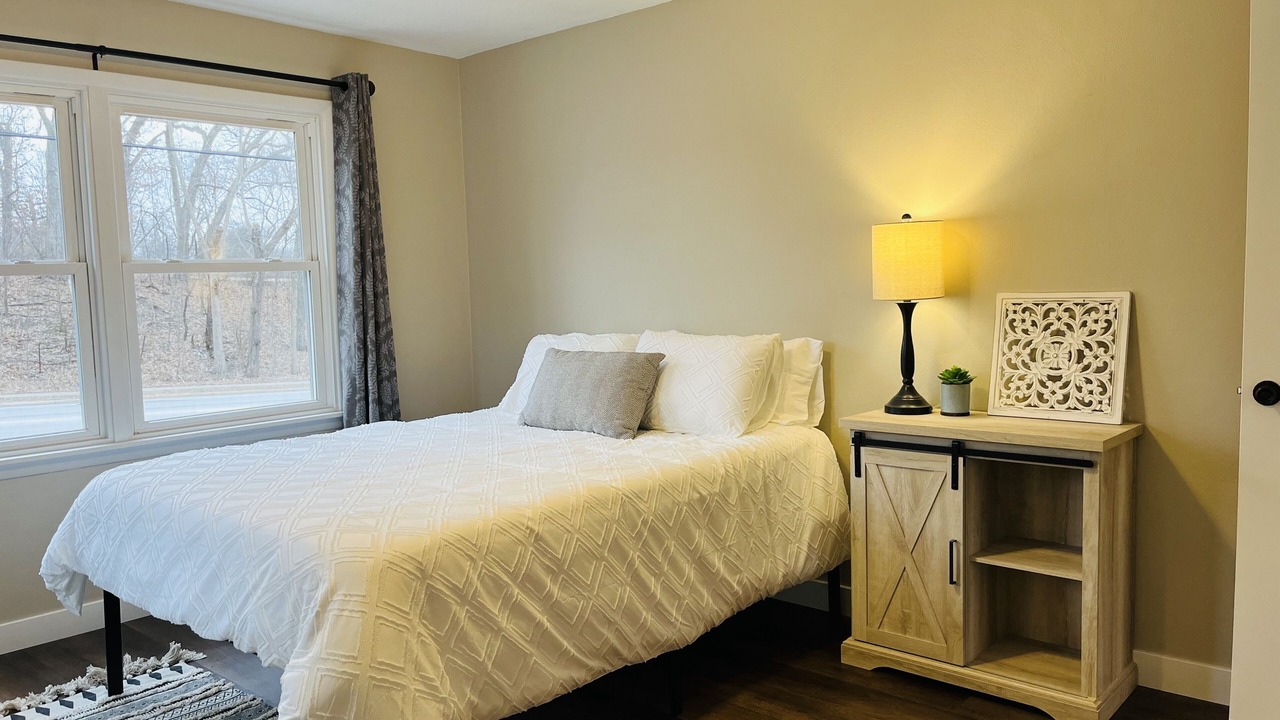 Photo of Bedroom in Rock Island