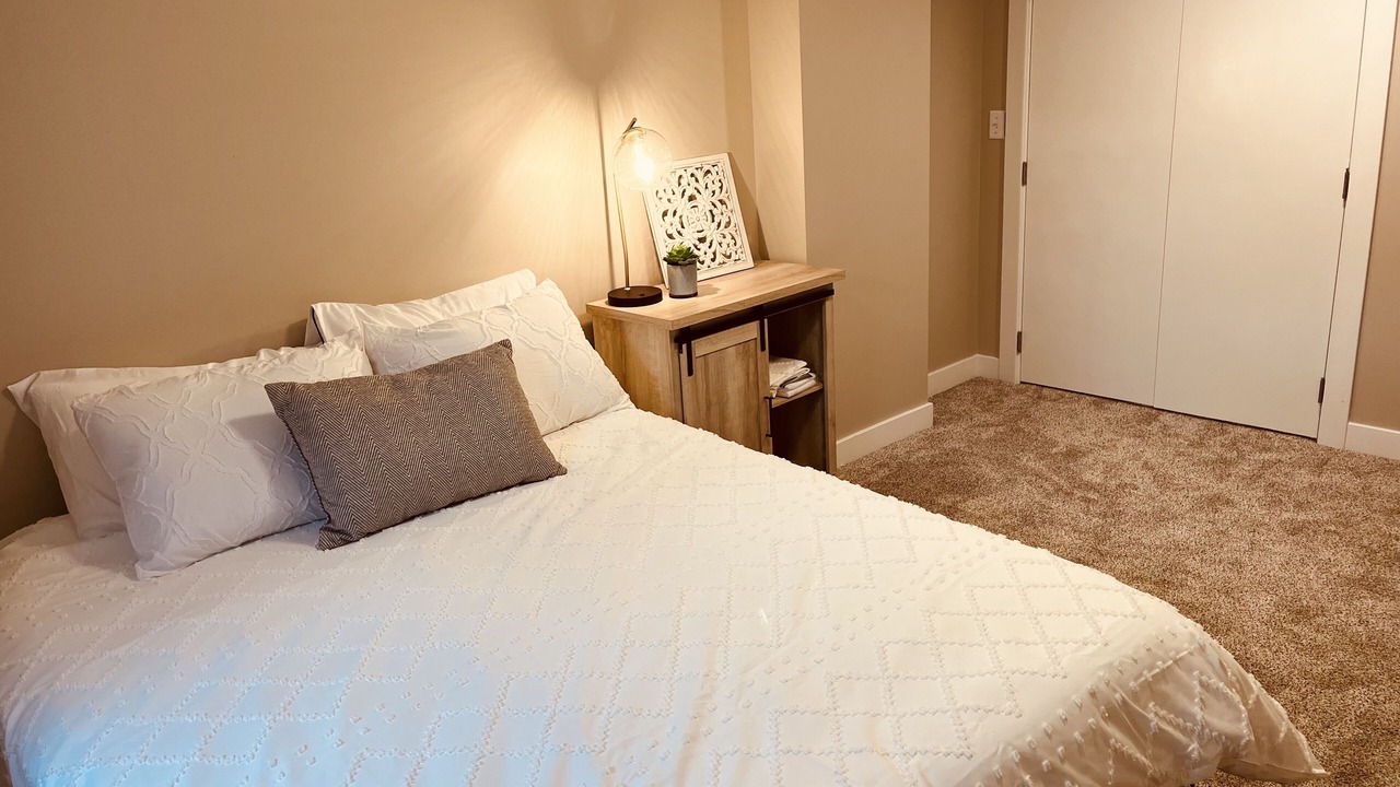 Photo of Bedroom in Rock Island