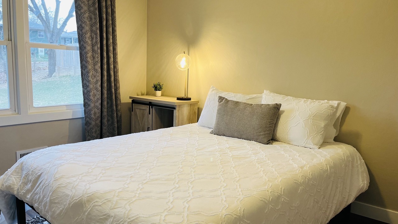 Photo of Bedroom in Rock Island