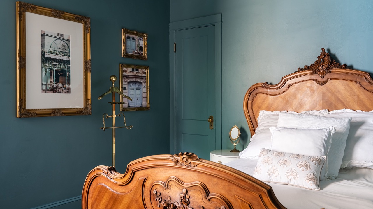 Photo of Bedroom in Andersonville