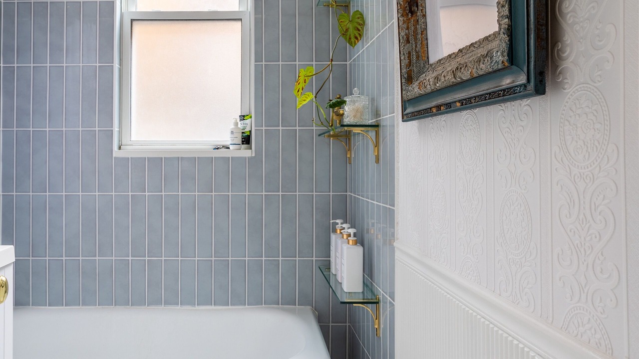 Photo of Bathroom in Andersonville
