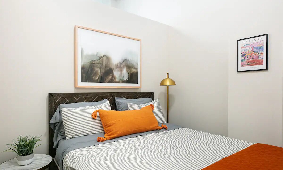Photo of Bedroom in The Loop