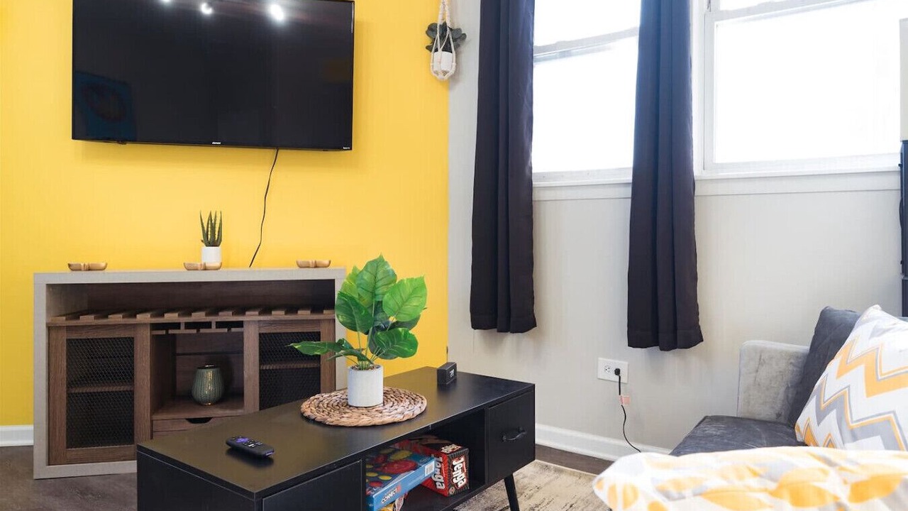 Photo of Livingroom in Brighton Park