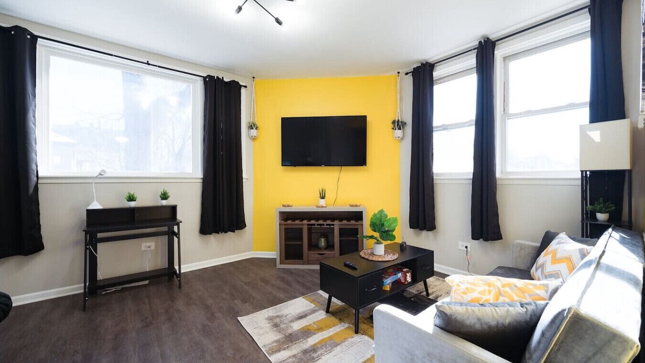 Photo of Livingroom in Brighton Park