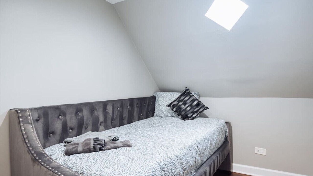 Photo of Bedroom in Avondale