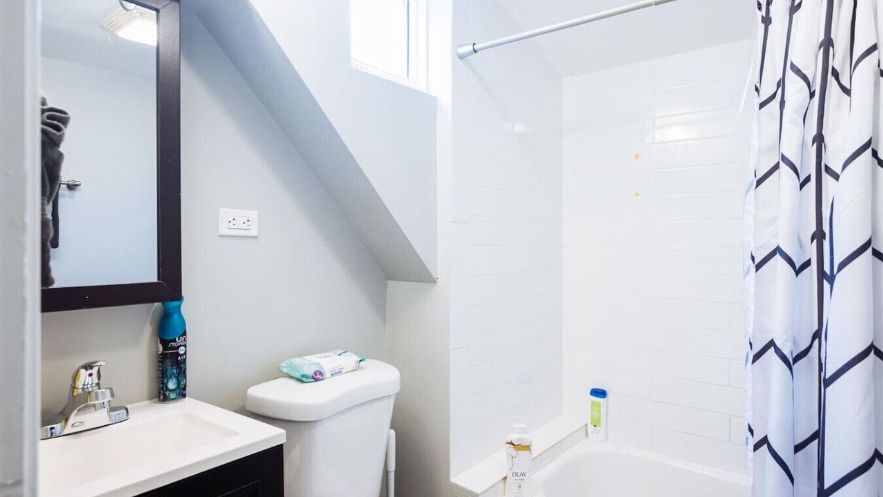 Photo of Bathroom in Avondale