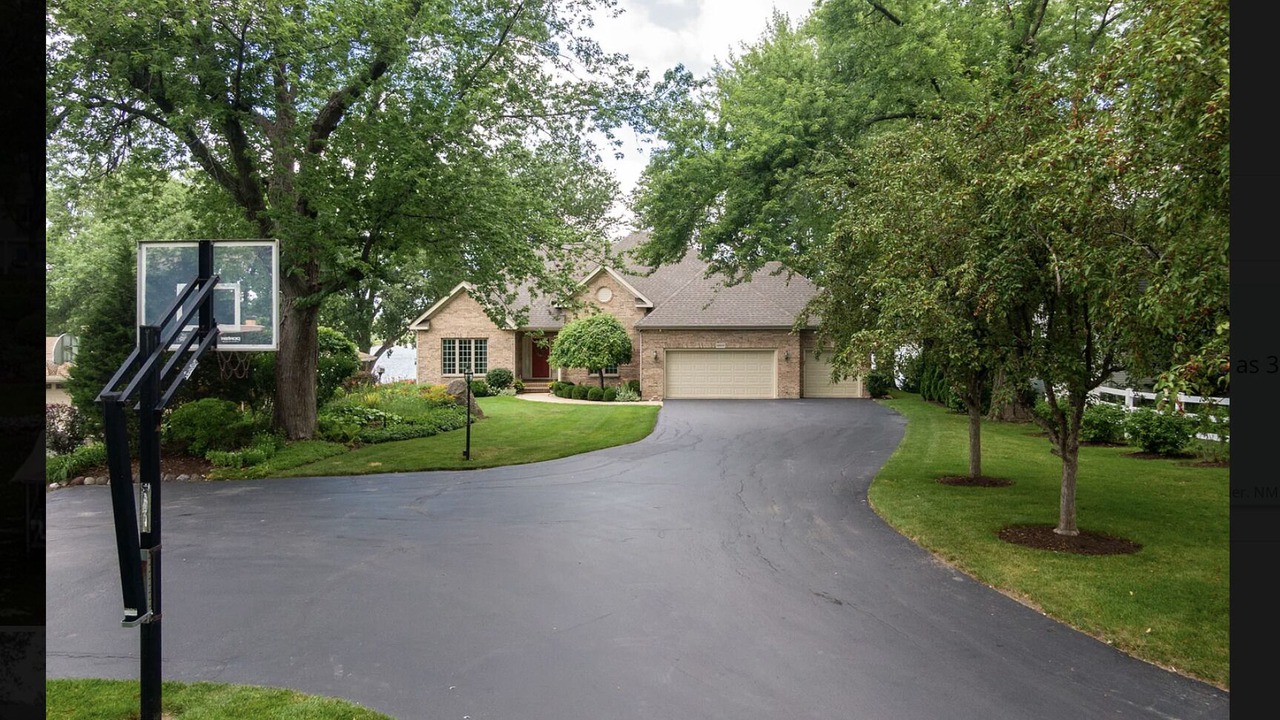 Photo of Outdoor in Lake Villa