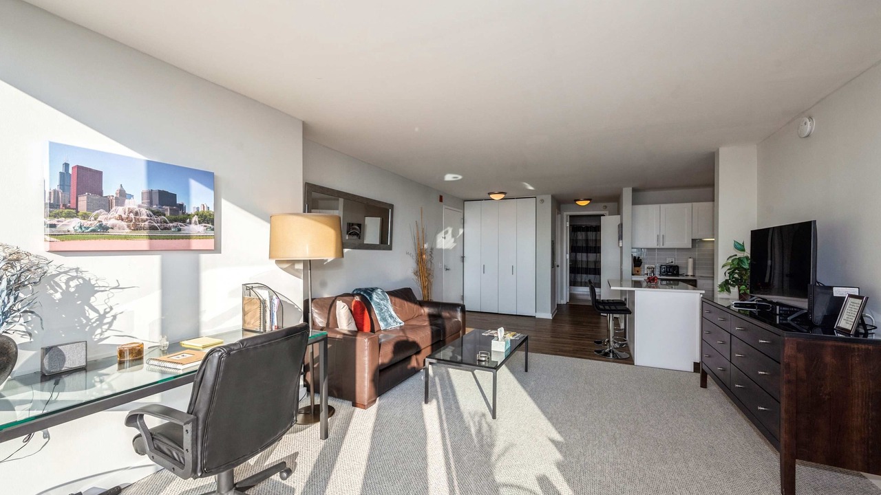 Photo of Livingroom in Downtown Chicago
