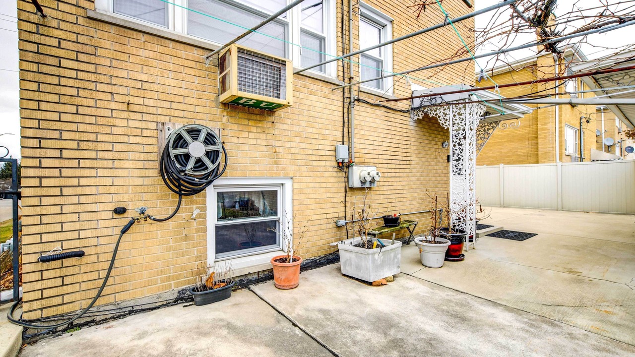 Photo of Patio Balcony in Oak Lawn