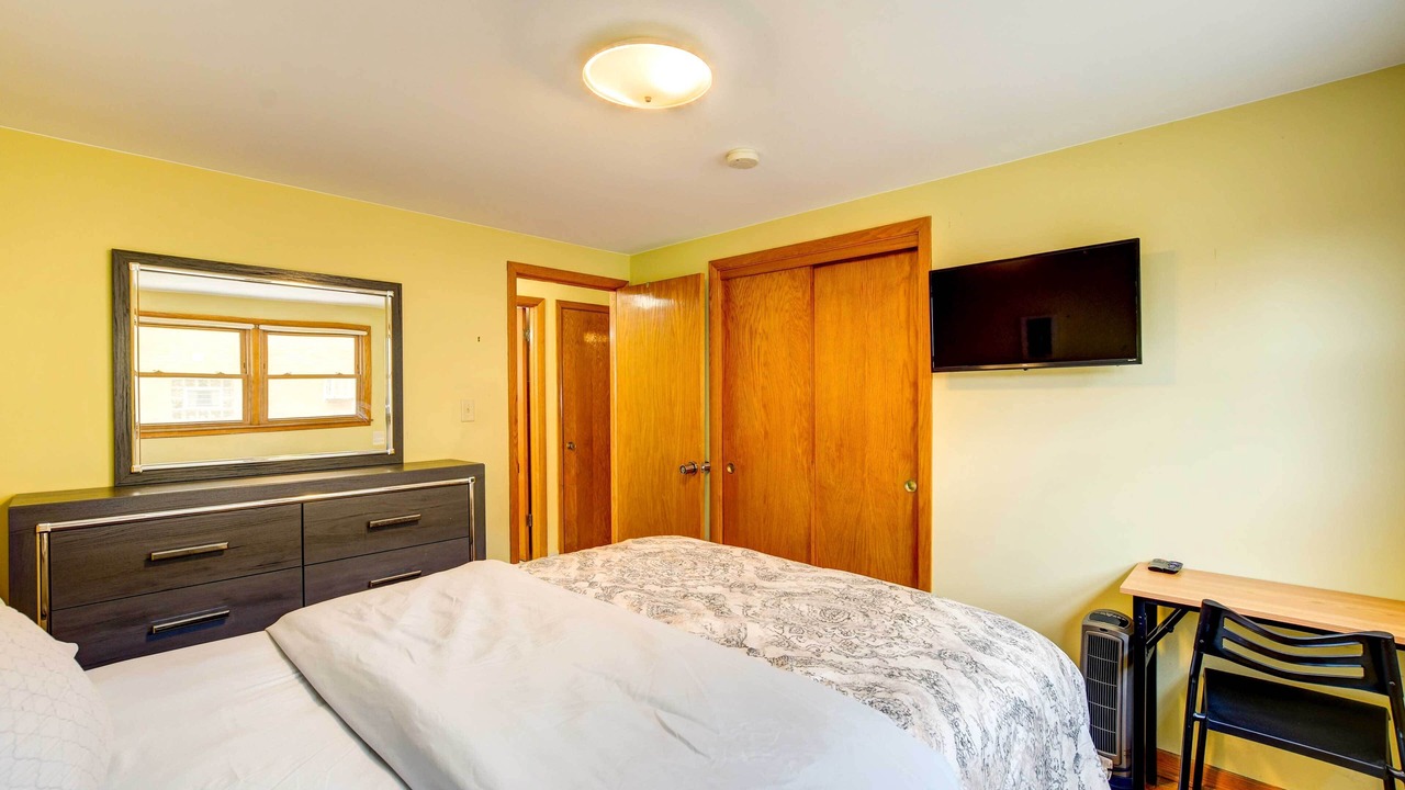 Photo of Bedroom in Oak Lawn