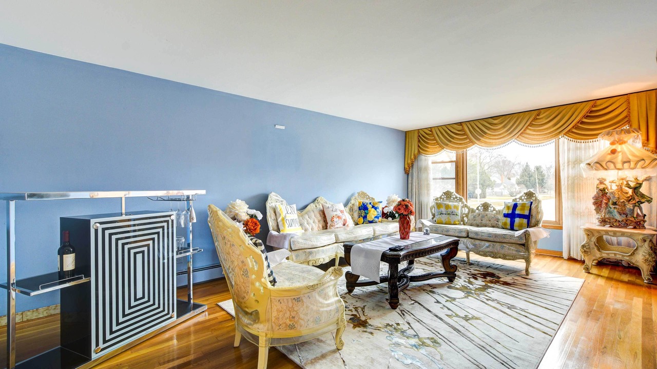 Photo of Livingroom in Oak Lawn