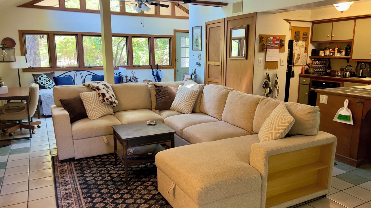 Photo of Livingroom in Carbondale
