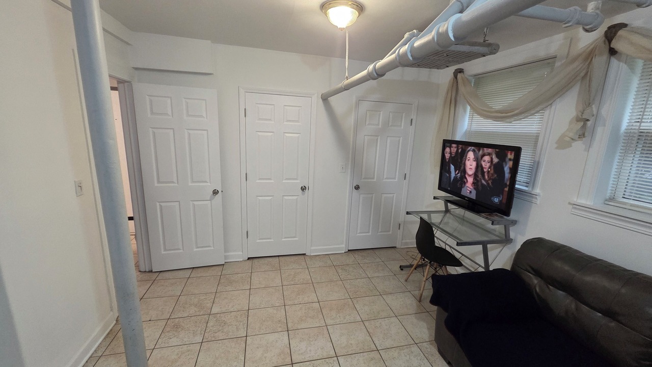 Photo of Livingroom in Jackson Park Highlands