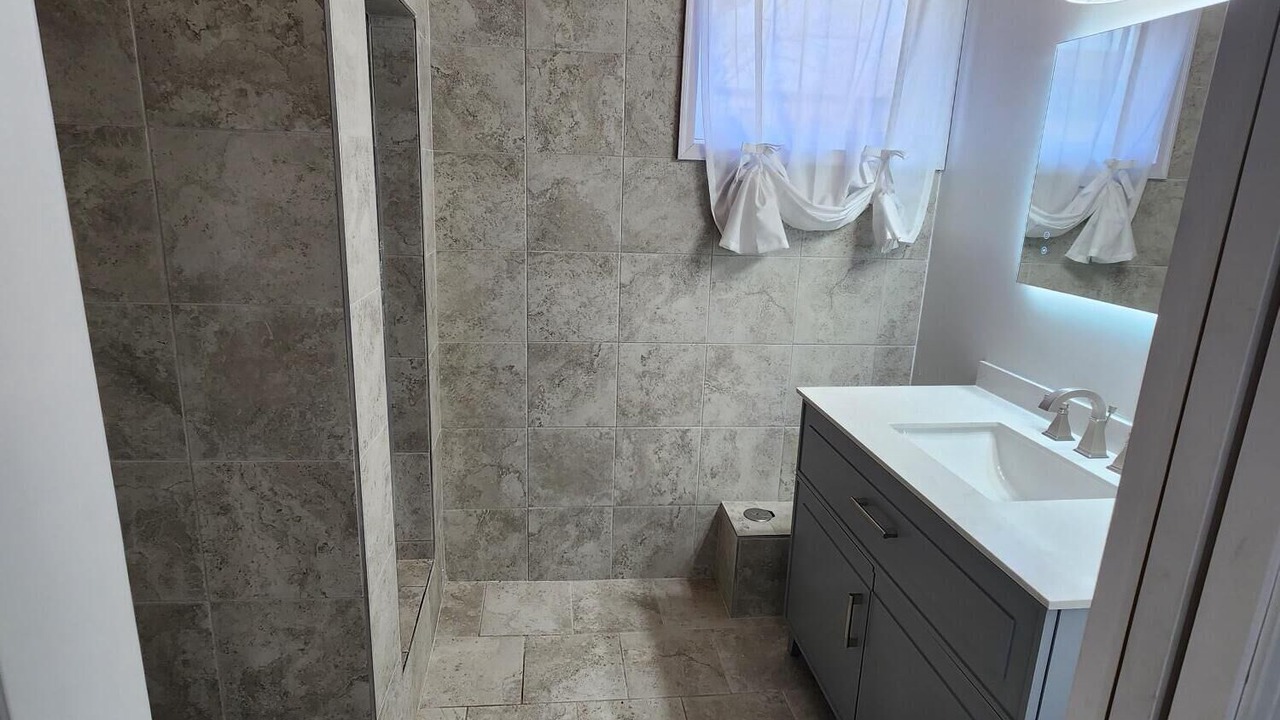 Photo of Bathroom in Marion