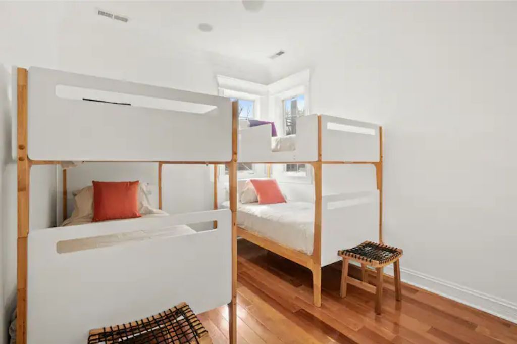 Photo of Bedroom in Roscoe Village