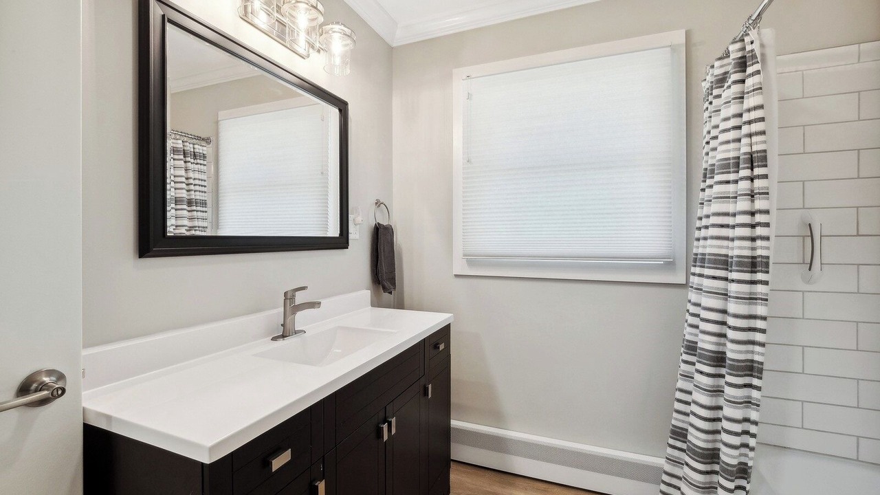Photo of Bathroom in Round Lake