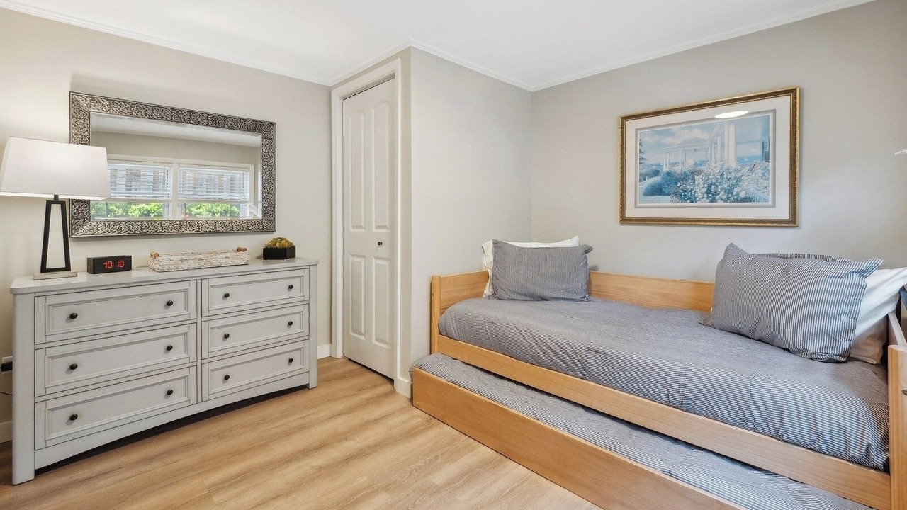Photo of Bedroom in Round Lake