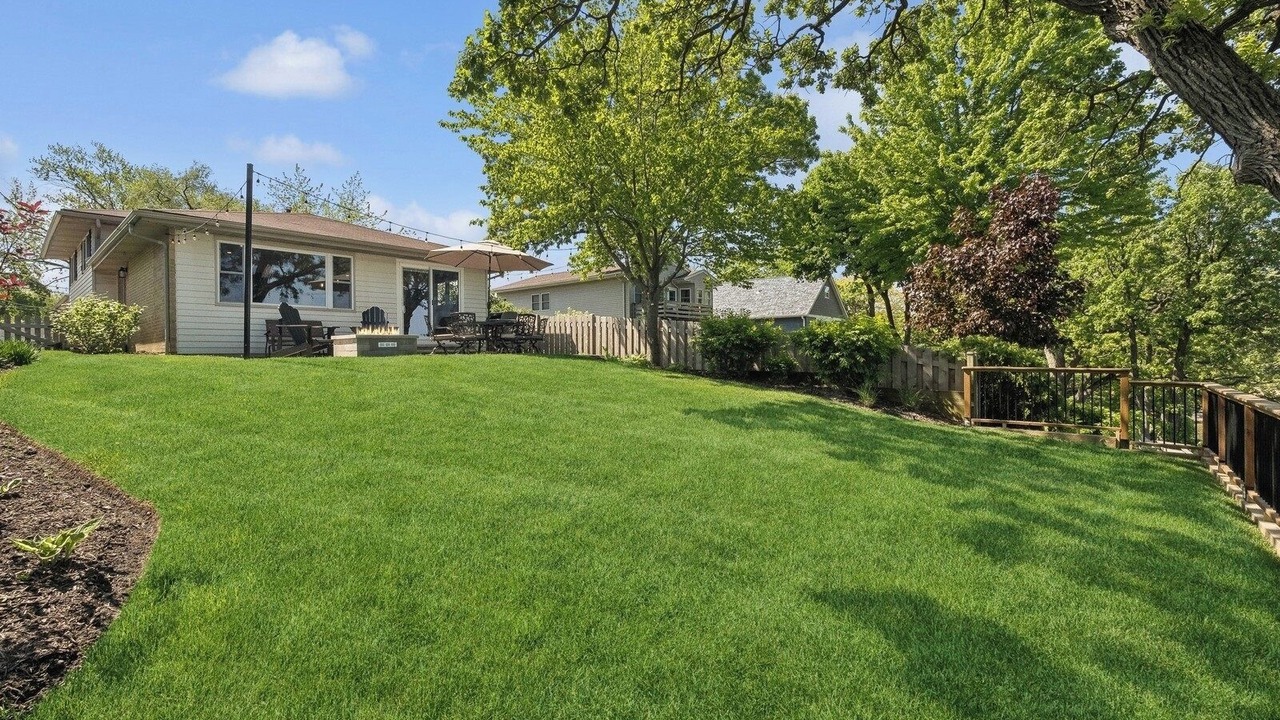 Photo of Outdoor in Round Lake