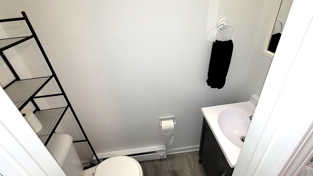 Photo of Bathroom in Yorkville