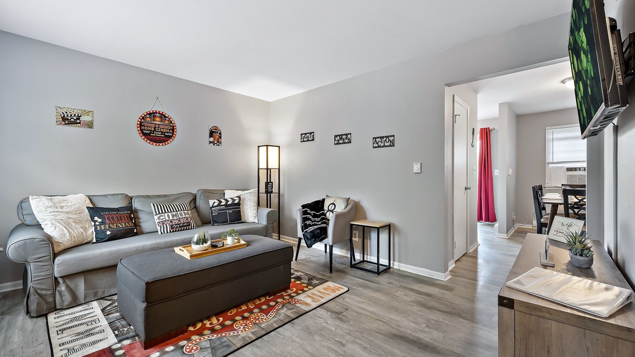 Photo of Livingroom in Yorkville