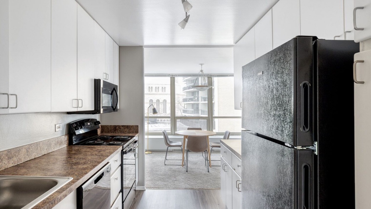 Photo of Kitchen in Lake View East