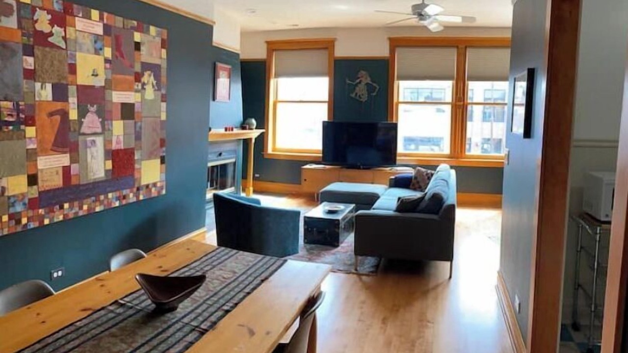 Photo of Livingroom in Logan Square