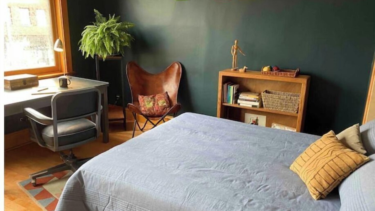 Photo of Bedroom in Logan Square