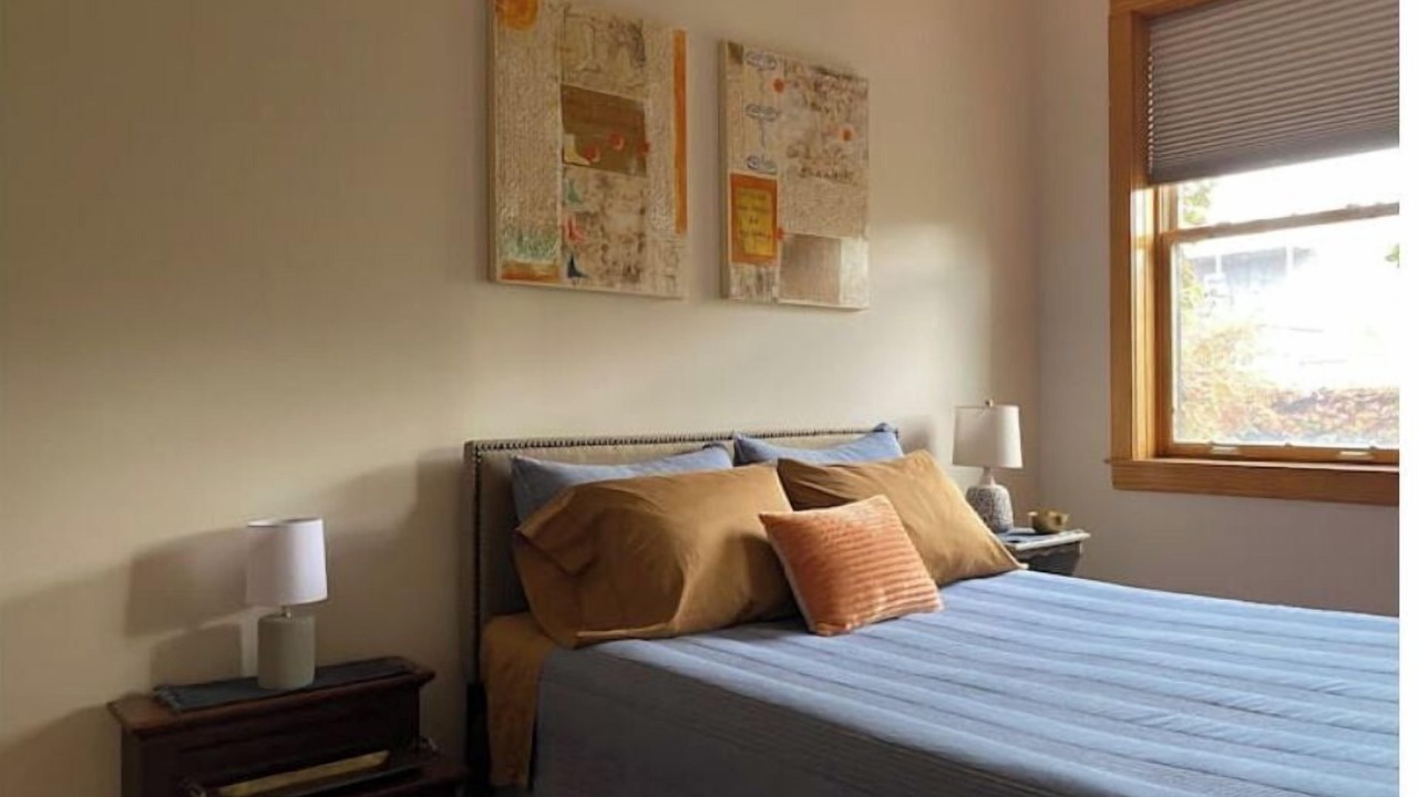Photo of Bedroom in Logan Square