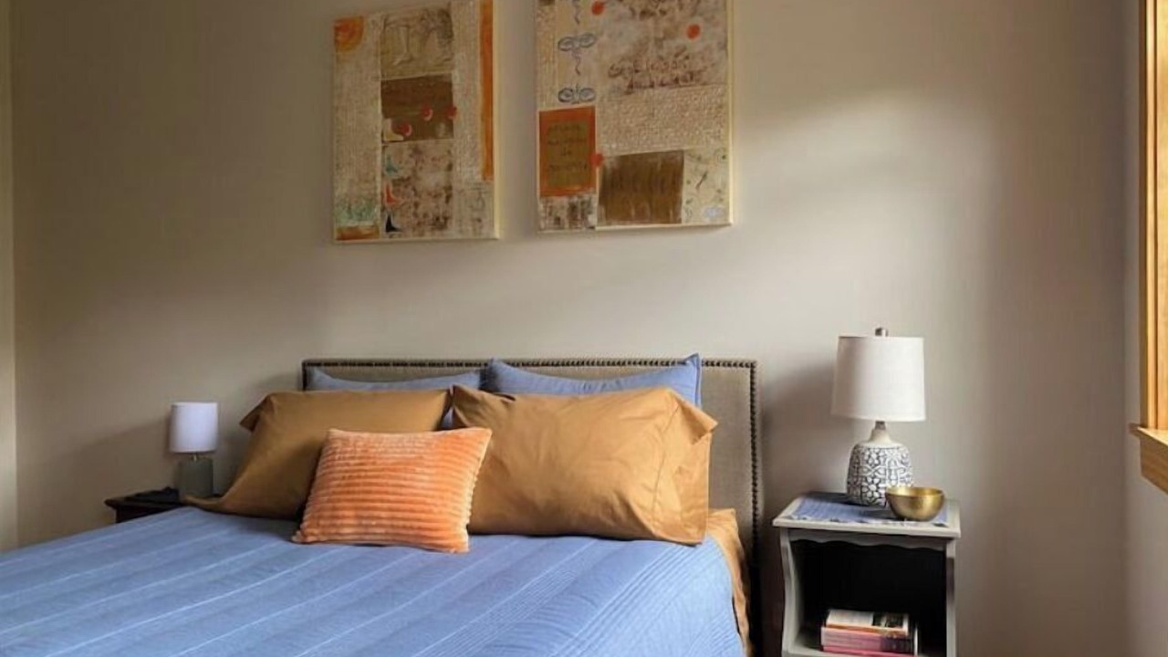 Photo of Bedroom in Logan Square