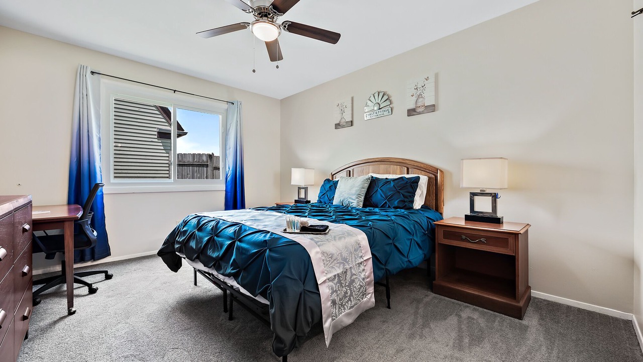 Photo of Bedroom in Boulder Hill
