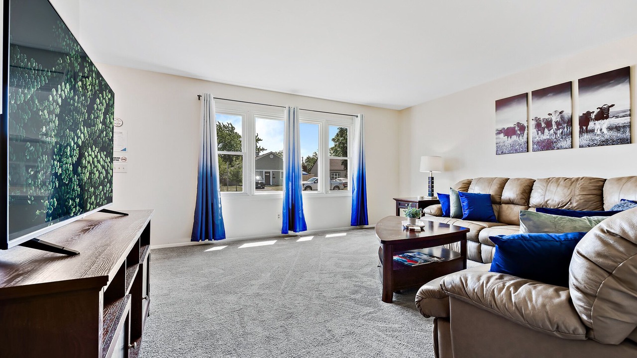 Photo of Livingroom in Boulder Hill