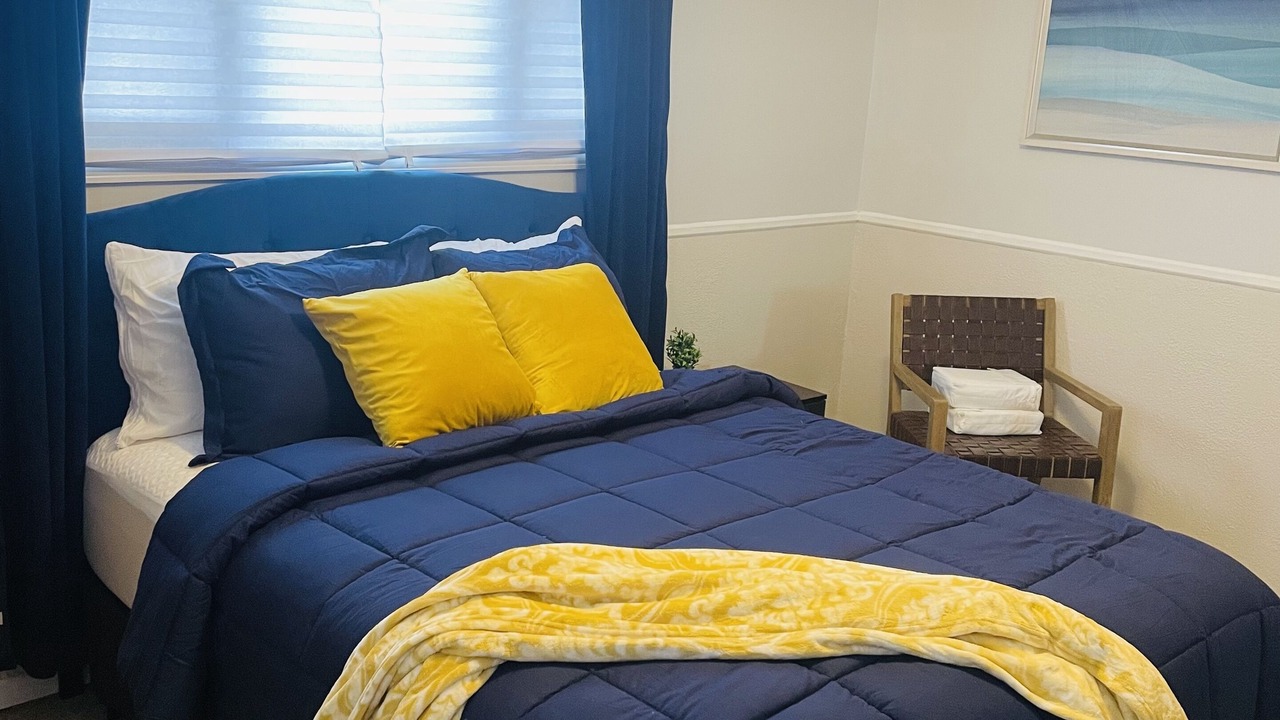 Photo of Bedroom in Homewood
