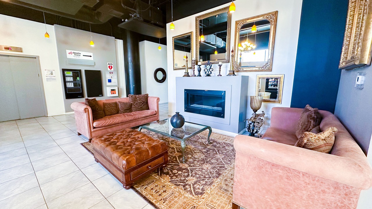 Photo of Livingroom in Near South Side