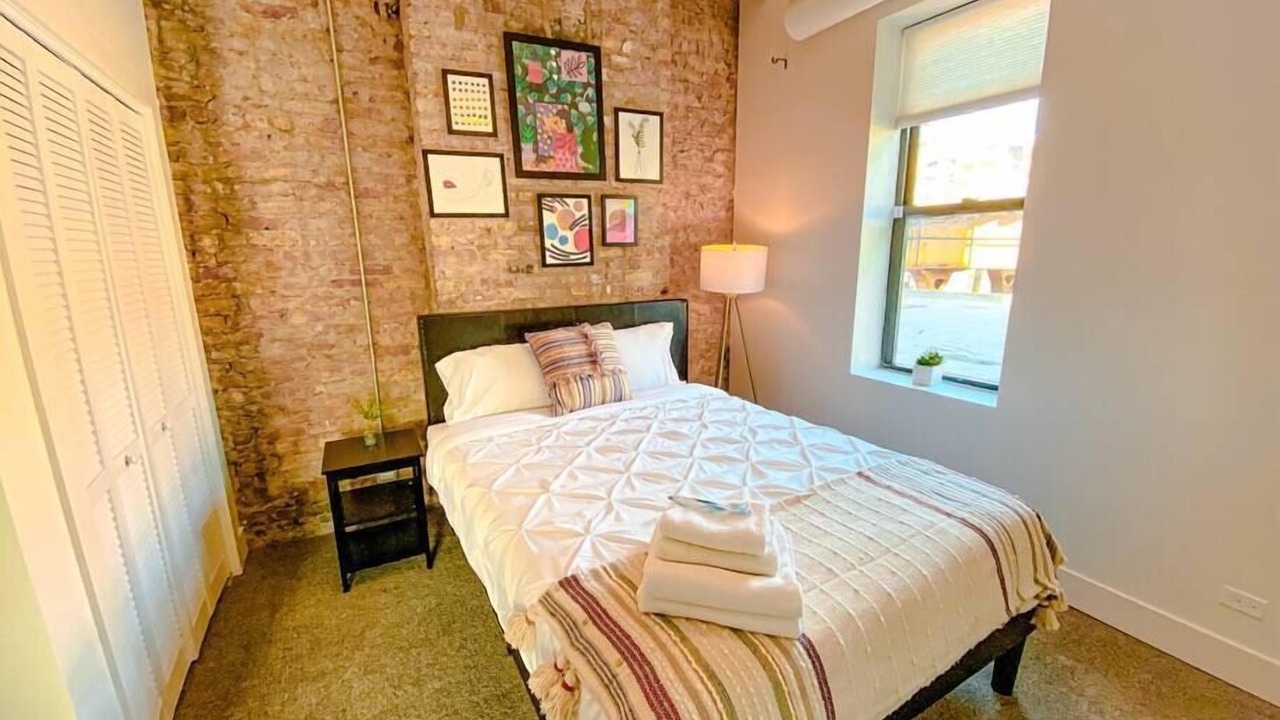 Photo of Bedroom in Near South Side