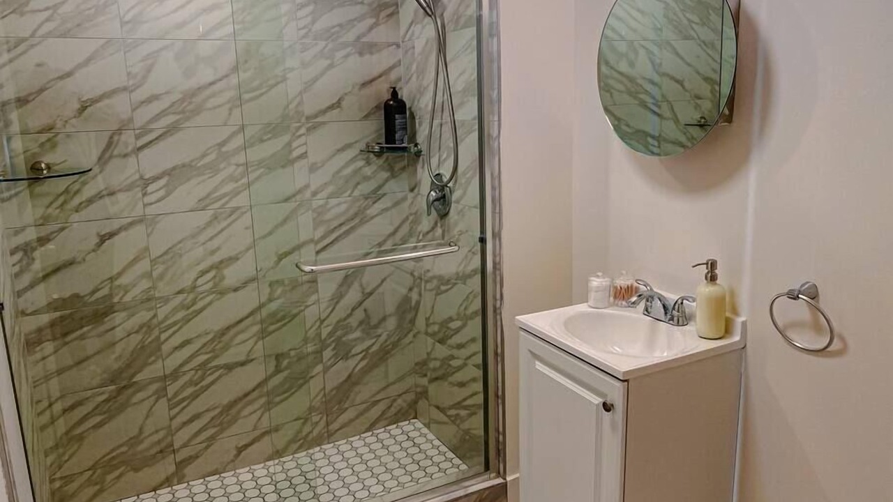 Photo of Bathroom in Near South Side